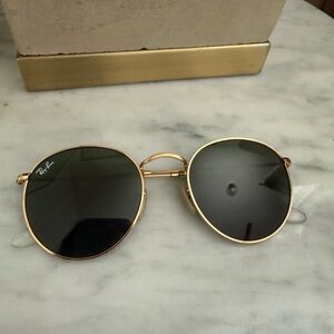 Ray-Ban Round Metal Sunglasses